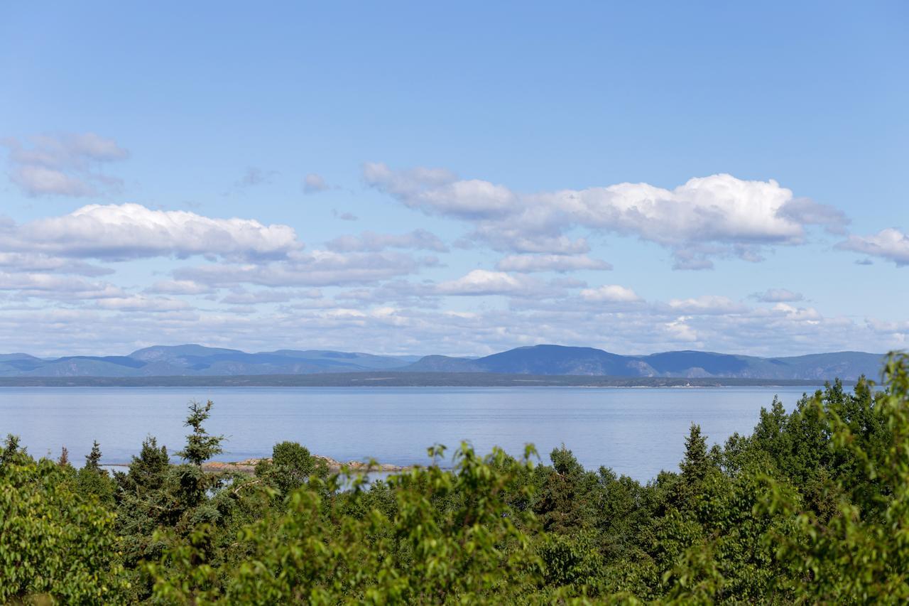Motel Au Fleuve D'Argent Rivière-du-Loup Eksteriør bilde