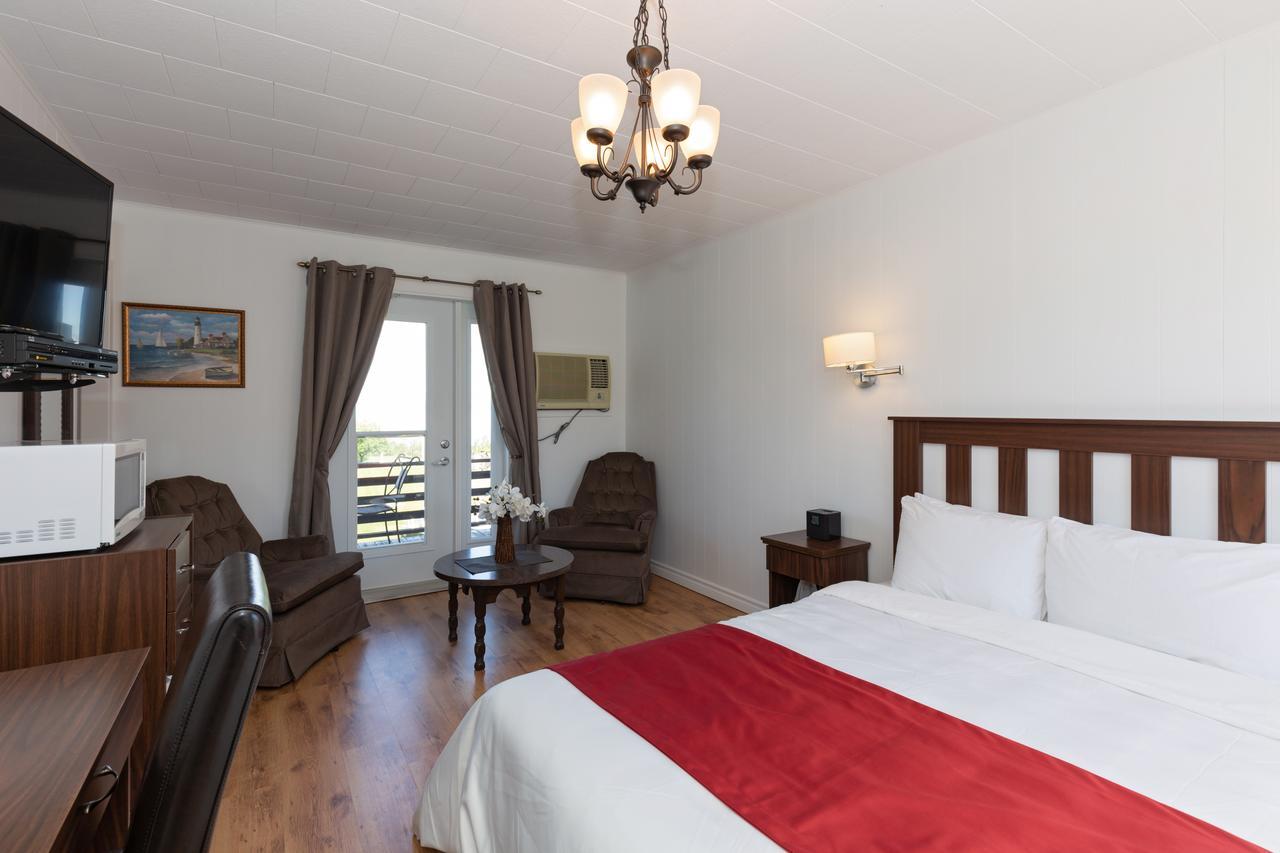 Motel Au Fleuve D'Argent Rivière-du-Loup Eksteriør bilde